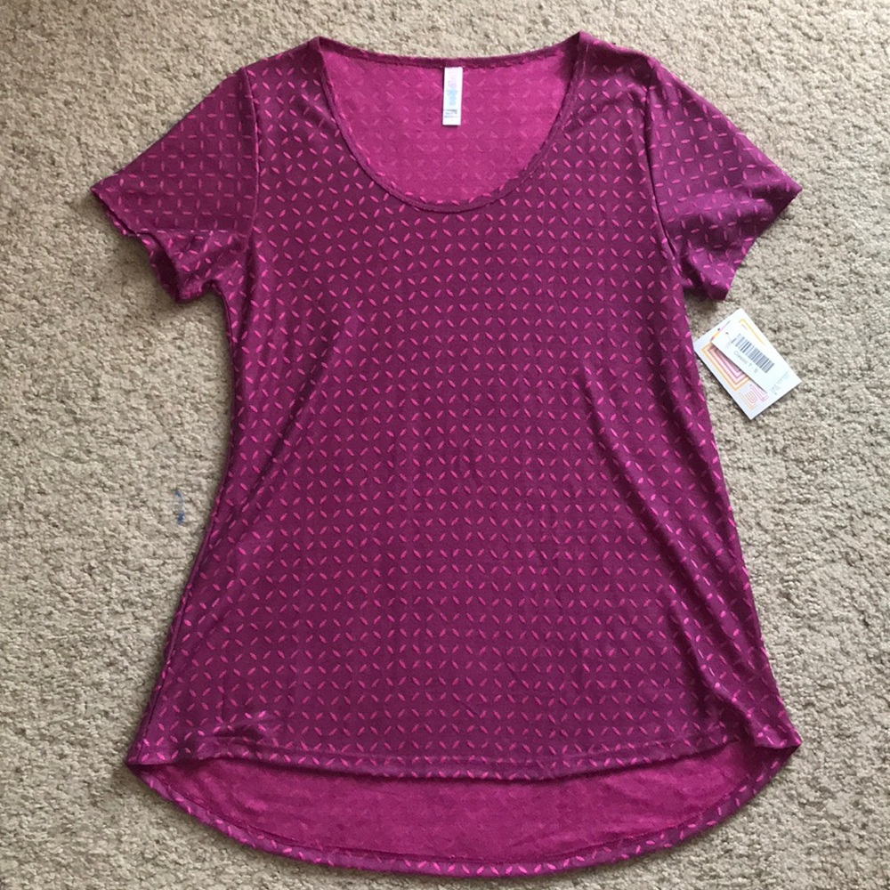 LulaRoe Classic T Size Small NWT